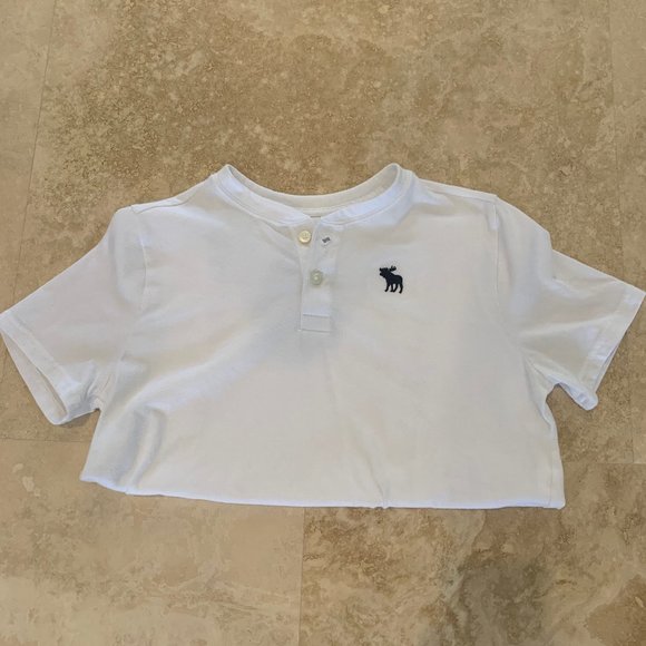 Abercrombie Short Sleeve Tee. Size 15/16 - Picture 1 of 1